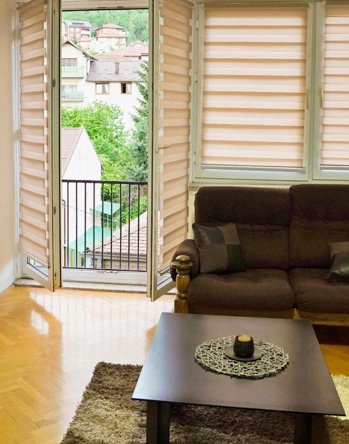 Vijecnica View 2Bdr Apartment With Balcony - Best Location Szarajevó Kültér fotó